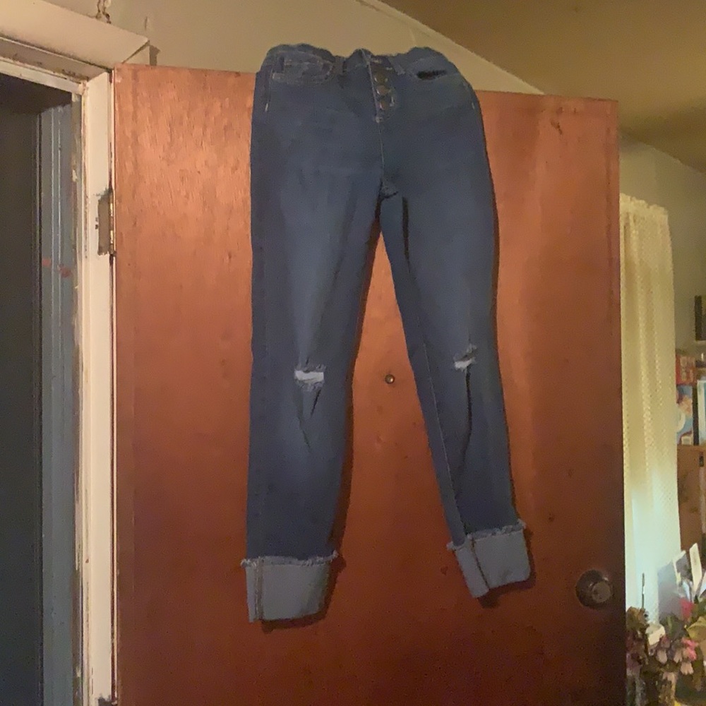 Jeans - Picture 2 of 3